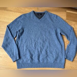 Nordstrom 100% cashmere v-neck sweater mens large